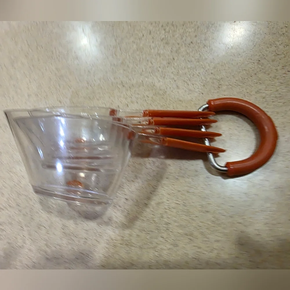 Wilton MEASURING SPOONS Scoop It Cups 4 Piece Set - Picture 4 of 4